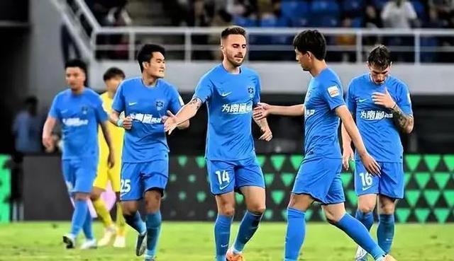 从1-0至4-3！中甲二强“双双绝杀”对手，辽宁队高兴的太早了(2014年沈阳中天俱乐部三关赛季军)